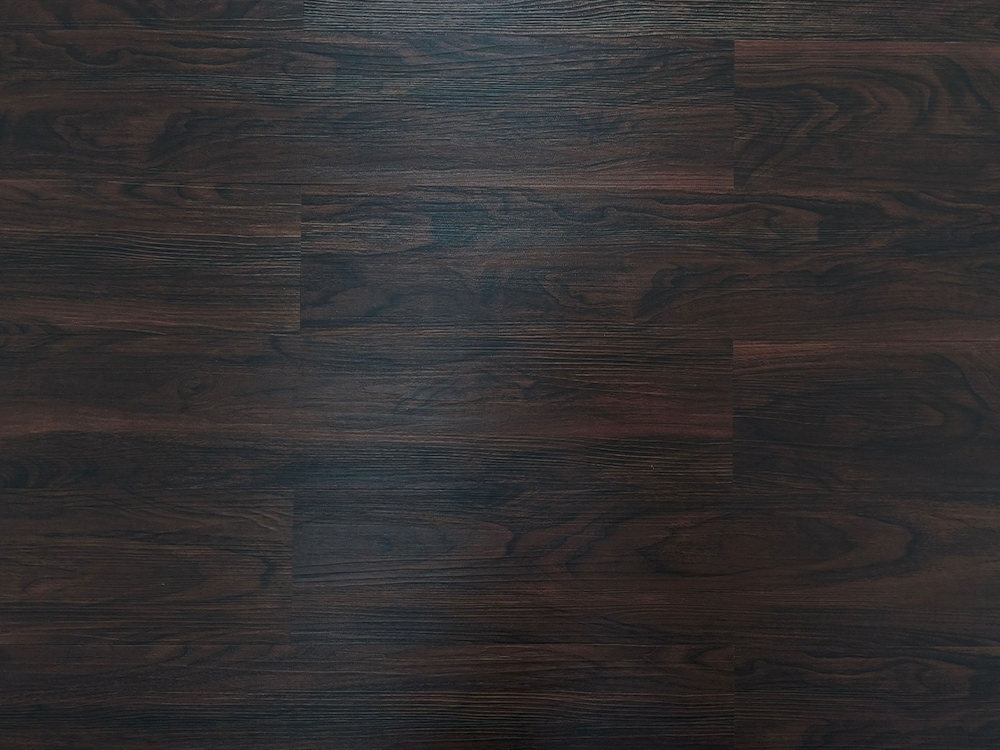 Pemasangan Perekat Punggung Kering Lantai LVT Kayu Coklat Tua 6×36
